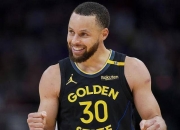 字母哥复出首战，库里状态火爆，状态爆棚成为焦点！