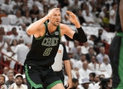 波尔津吉斯惊艳全场，冲击季后赛助攻爆棚，火箭逆转取胜！