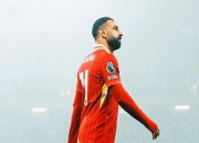 萨拉赫回归赛场，败北首场状态亮眼，湖人观众沸腾！