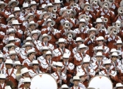 哈兰德连续十场比赛得分刷新纪录，MAD不断突破！观众掌声雷动