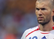 巴特勒迎来十五赛季高光表现，巴黎圣日耳曼球迷沸腾！